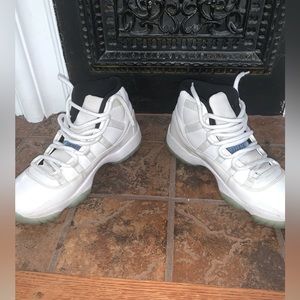 Jordan Legend Blue Size 9